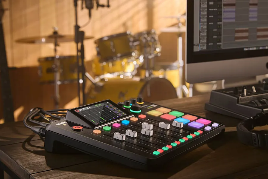 Studio produkcji podcastów Rode RODECaster Pro II